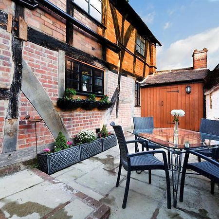 "Wesley House" Historic Home In Town Centre With Parking Shrewsbury Extérieur photo