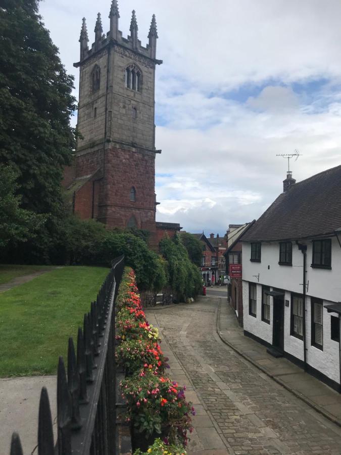 "Wesley House" Historic Home In Town Centre With Parking Shrewsbury Extérieur photo